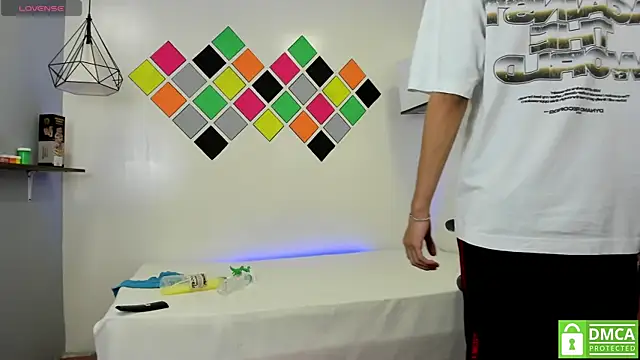 DraxBlade09 live XXX chat