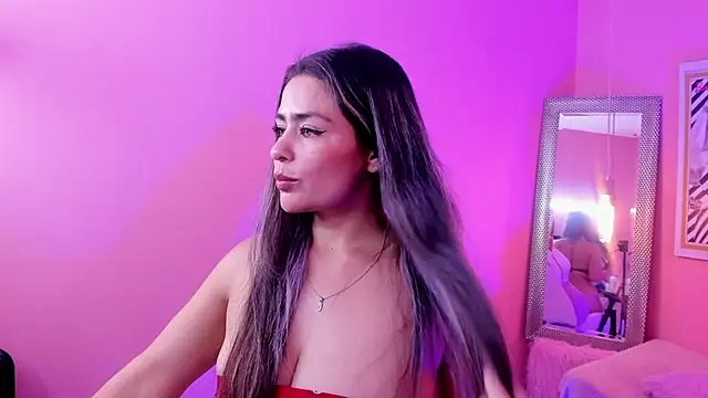 צ'אט XXX בשידור חי של Ivonne_pier_x