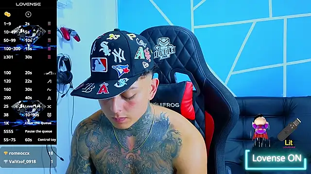 Онлайн чат XXX KevinSanchez420