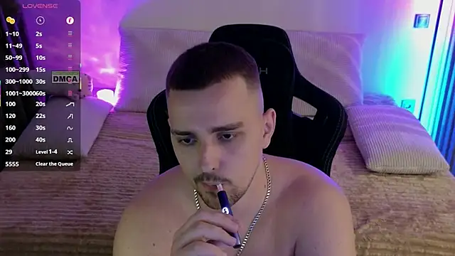 Larstar01's Live XXX Chat