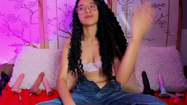 Emily_bruss Live XXX-Chat