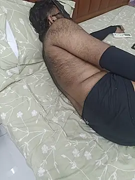 Madhavmenon – Naživo XXX chat