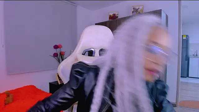 ScarlettMalbec Chat XXX in diretta