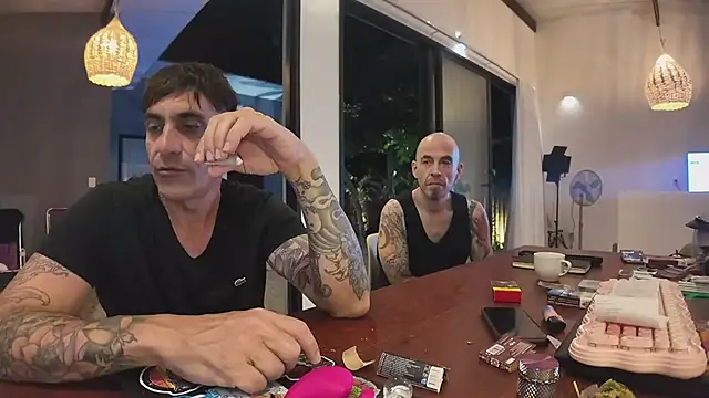 Elnonoykeila77n Webbikameraesitys