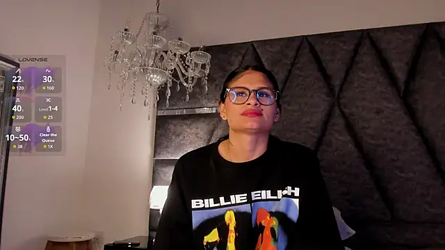Cleopattra 现场XXX聊天