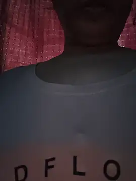 צ'אט XXX בשידור חי של spasyQueen69