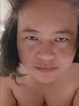vvttbnn 在線直播表演