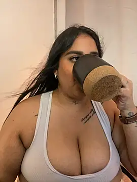 دردشة Liith الجنسية المباشرة