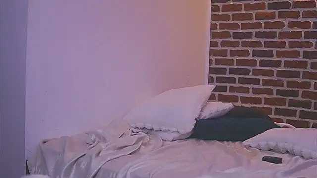 NataliaDoll_ élő XXX-chatje