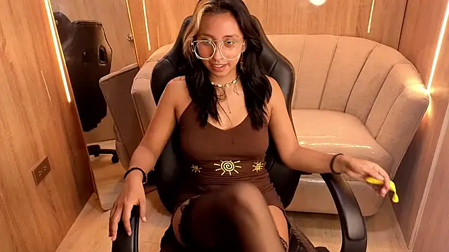 raven_stone_cn – Naživo XXX chat
