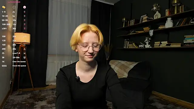 KelleCullison – Naživo XXX chat