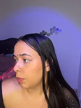 Nisha_jazz's Live XXX Chat