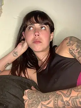 ninapellegrini17 Webcam show