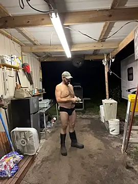 BootsAndCountry Show in webcam