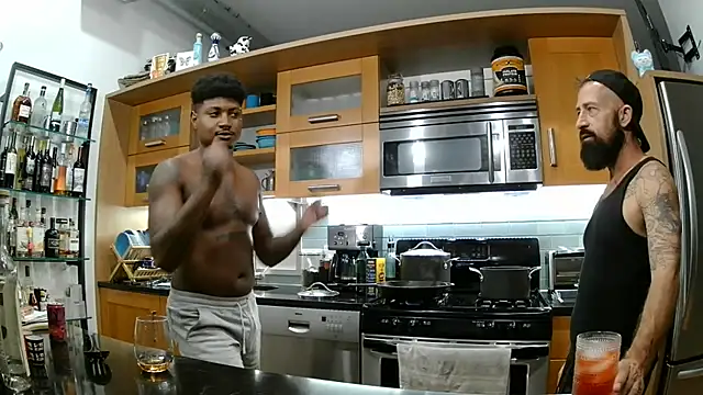 Show de Bigtreatofficial na webcam