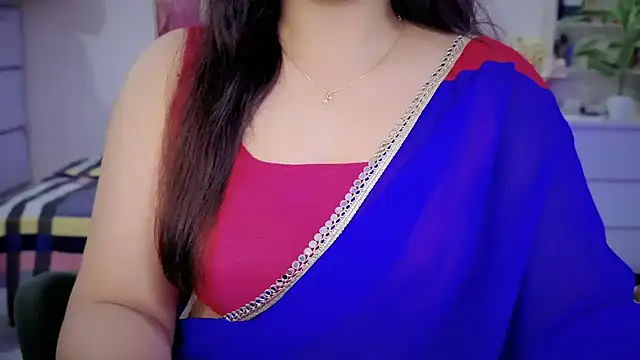 Sizzling__ZAARA's Webcam Show