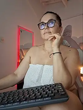 Chat +18 de MariaPau_83 ao vivo