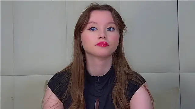 Chat XXX en directo de KeiraAsti