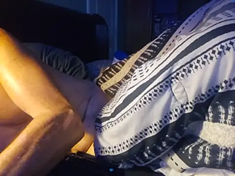 Czat XXX na żywo – ThatPlatinumD