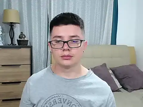 Živý XXX chat BlackFoXXX69