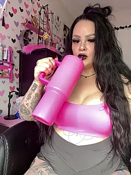 gothxgirly Show in webcam