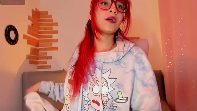 XXX chat uživo modela RedMeloddy