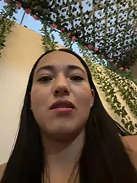 XXX chat uživo modela HollyAngel2