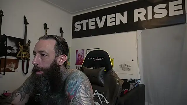 Chat XXX en directo de StevenRiseNYC