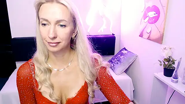 XXX chat uživo modela Cute_Smile_Shy
