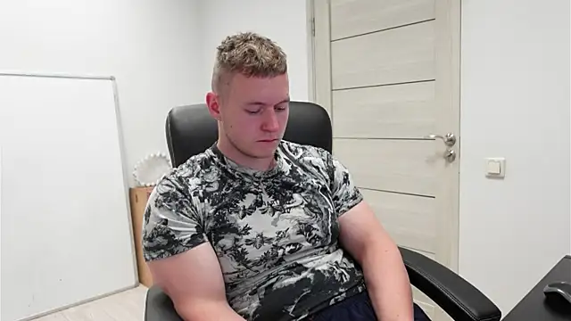 Živý XXX chat Richard_Dullas