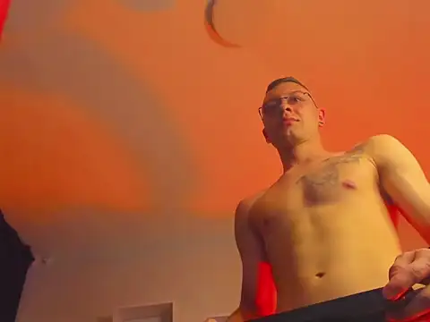 Tayler_millers_ Шоу с уебкамера