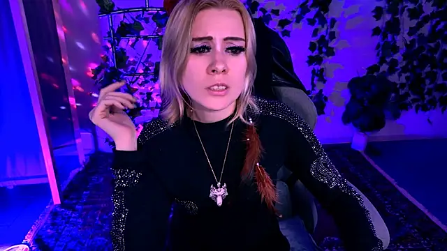 XXX chat uživo modela Kumiho_7777