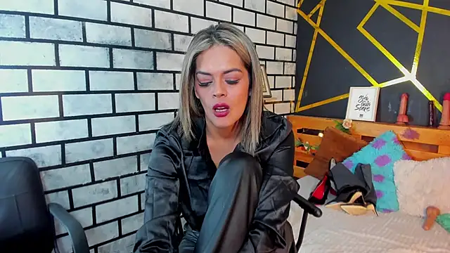Chat XXX en directo de adrhiiana