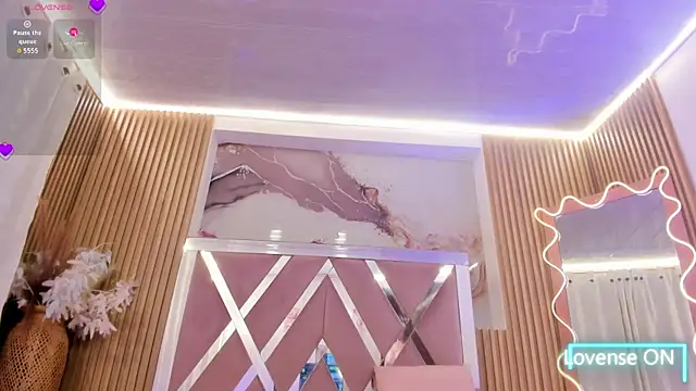 XXX chat uživo modela Harmonie_tay