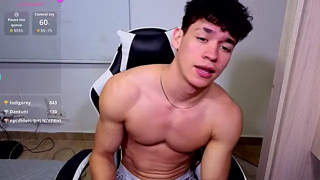 Luke_Muscle live XXX chat