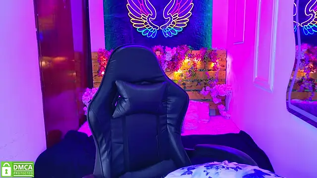 XXX chat uživo modela REDHOTTER_