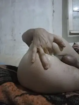 FruitfulBozeb21cm Pertunjukan Webcam