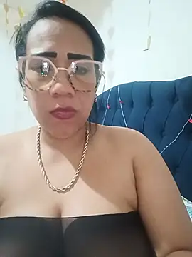 OliviaWilliamm লাইভ XXX চ্যাট