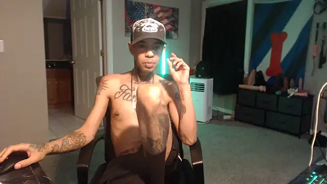 Michigan9000 live XXX chat