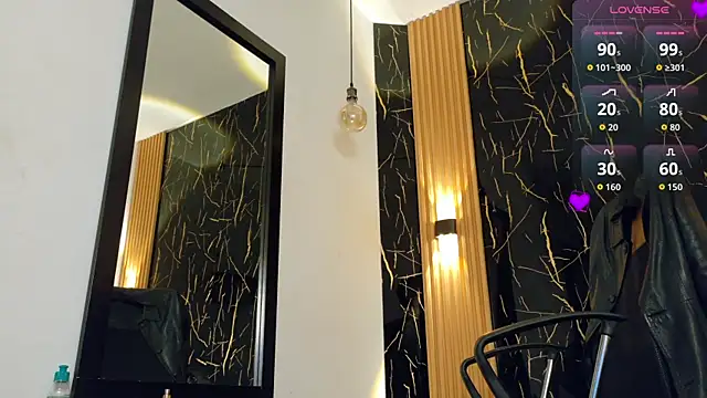 XXX chat uživo modela Bella_salvatore