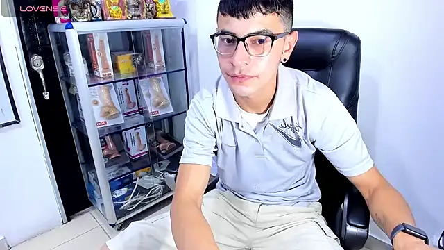 Alexx_bigcockk – Naživo XXX chat