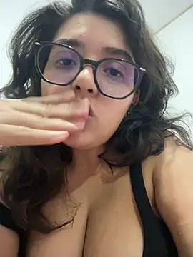 Chat XXX ao vivo de midsize_94