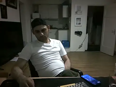 XXX chat uživo modela mihaimichael