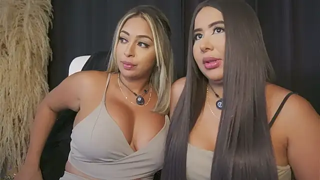 charlottelover21's Live XXX Chat