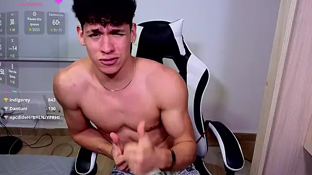 دردشة Luke_Muscle الجنسية المباشرة