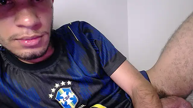 XXX chat uživo modela fratguysonline