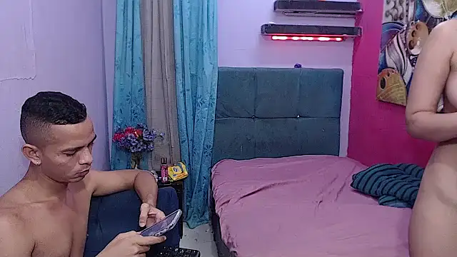 twink_fucks Webcamshow