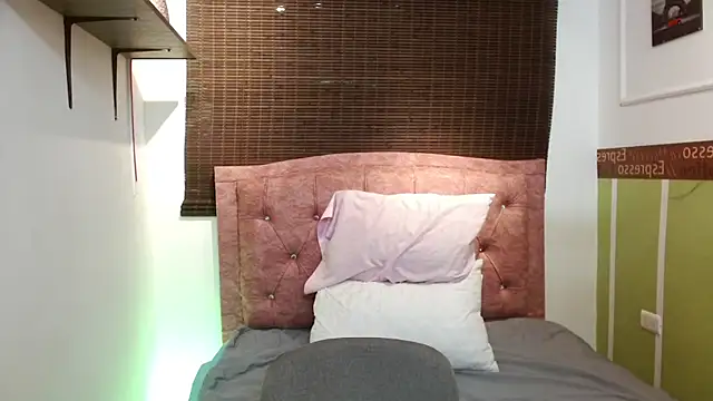 دردشة ashleylove_prg الجنسية المباشرة