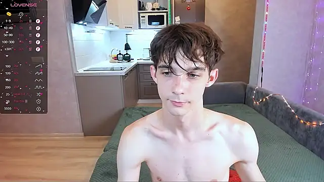 Aaron_Boom Chat XXX in diretta