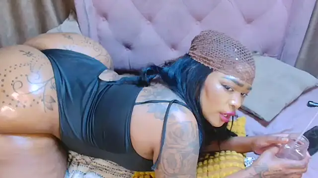 AFRICANGODDESSXXX Chat XXX in diretta